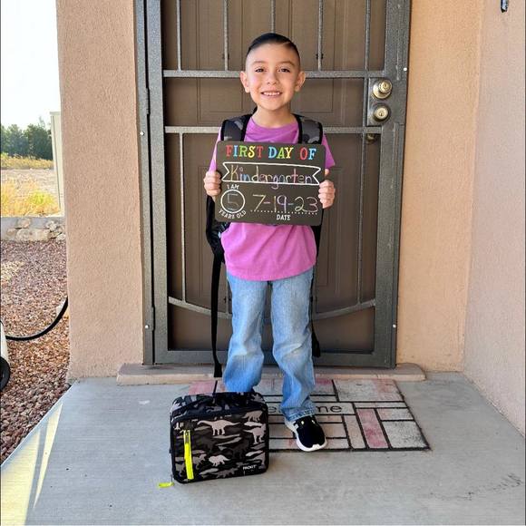 Meet your Posher, Lacey - Picture 1 of 1